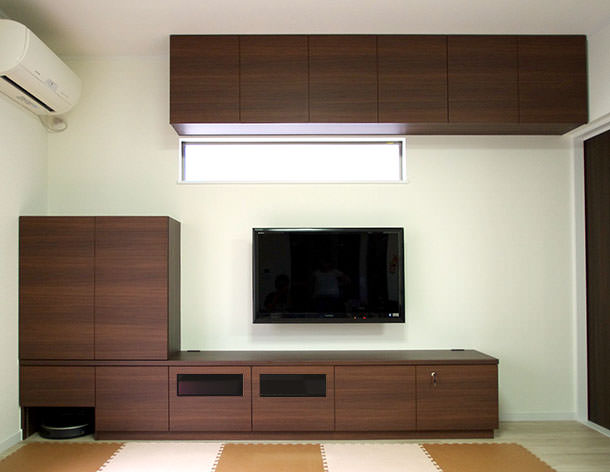 �e���r�݂�